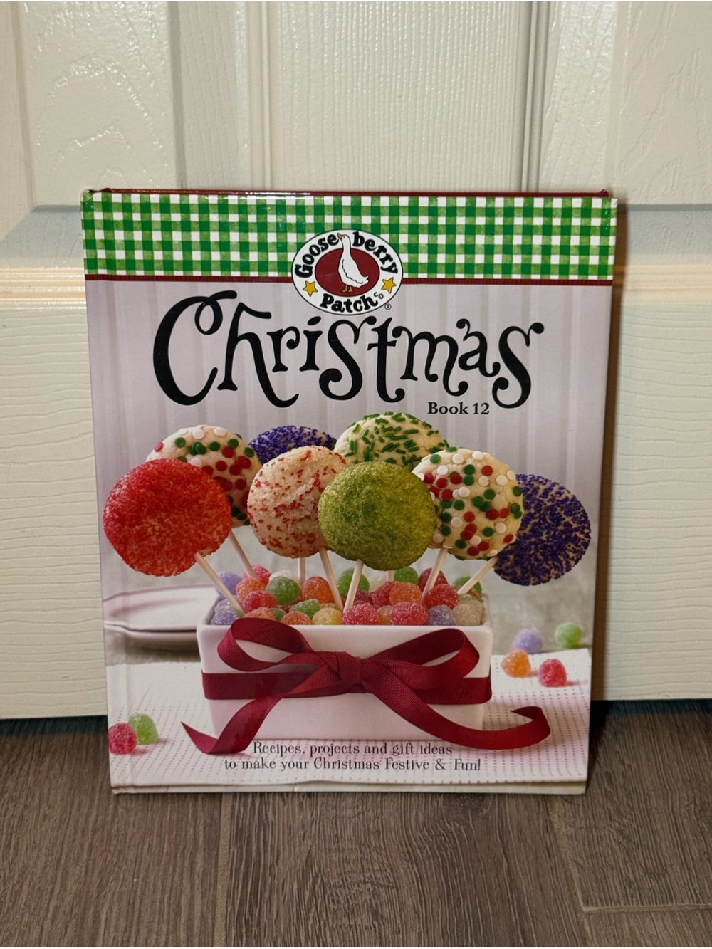 Gooseberry Patch Christmas Book 12